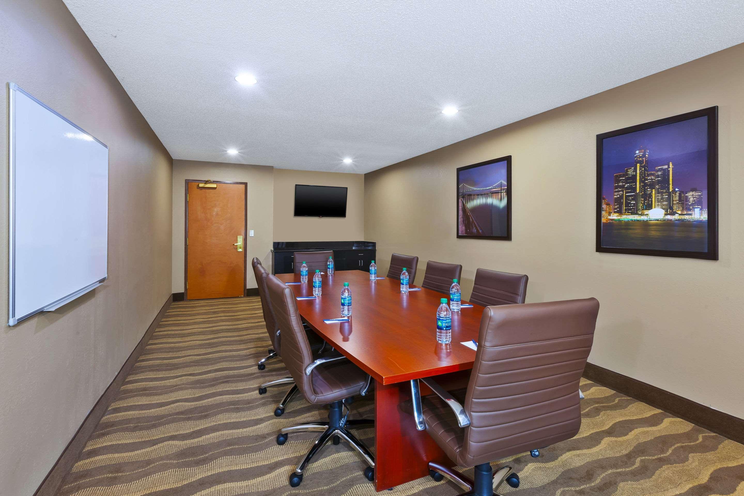 Comfort Inn & Suites Taylor Buitenkant foto