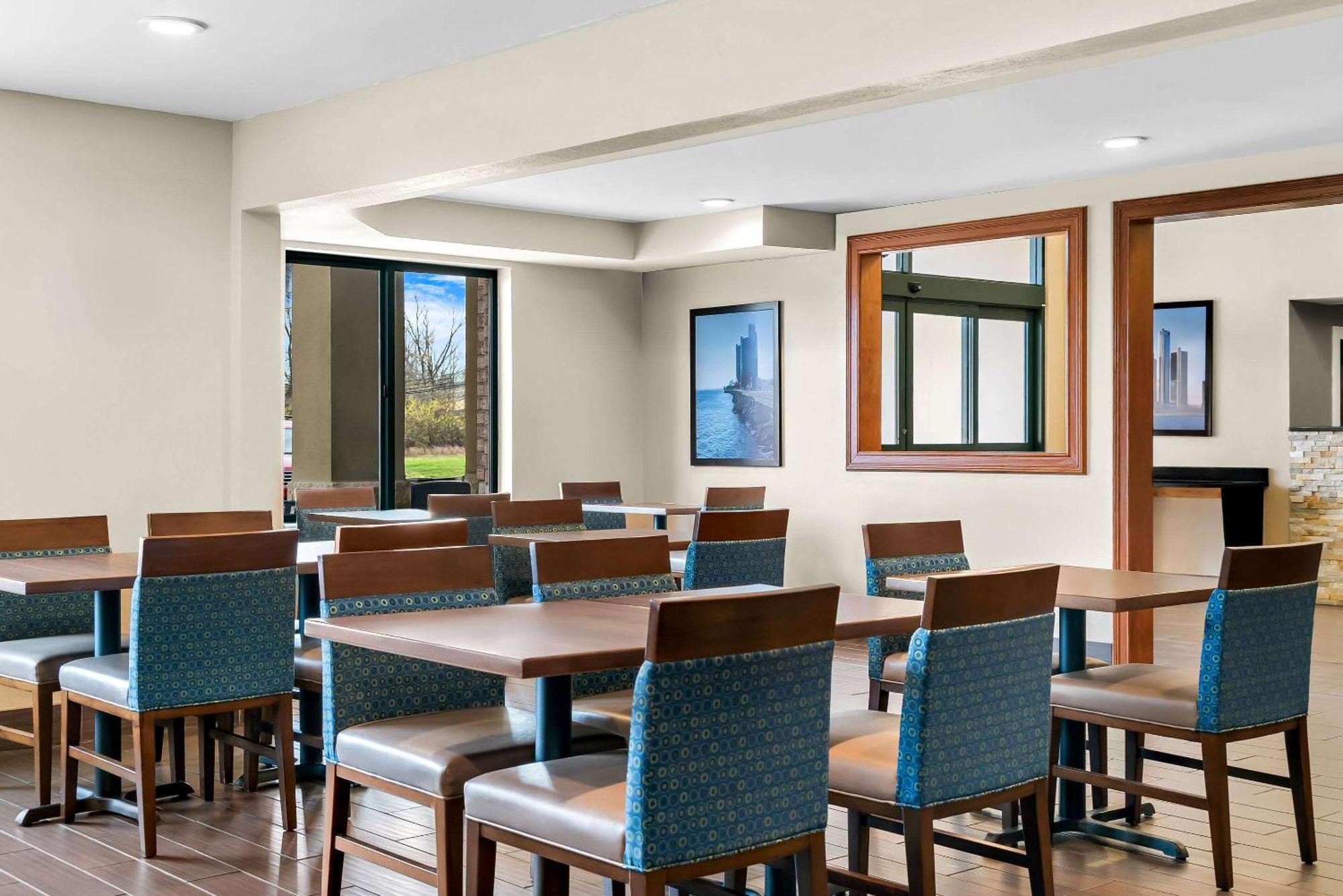 Comfort Inn & Suites Taylor Buitenkant foto